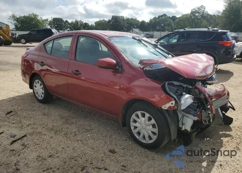 2018 Nissan Versa S z USA, uszkodzony, nr VIN 3N1CN7AP3JL843457